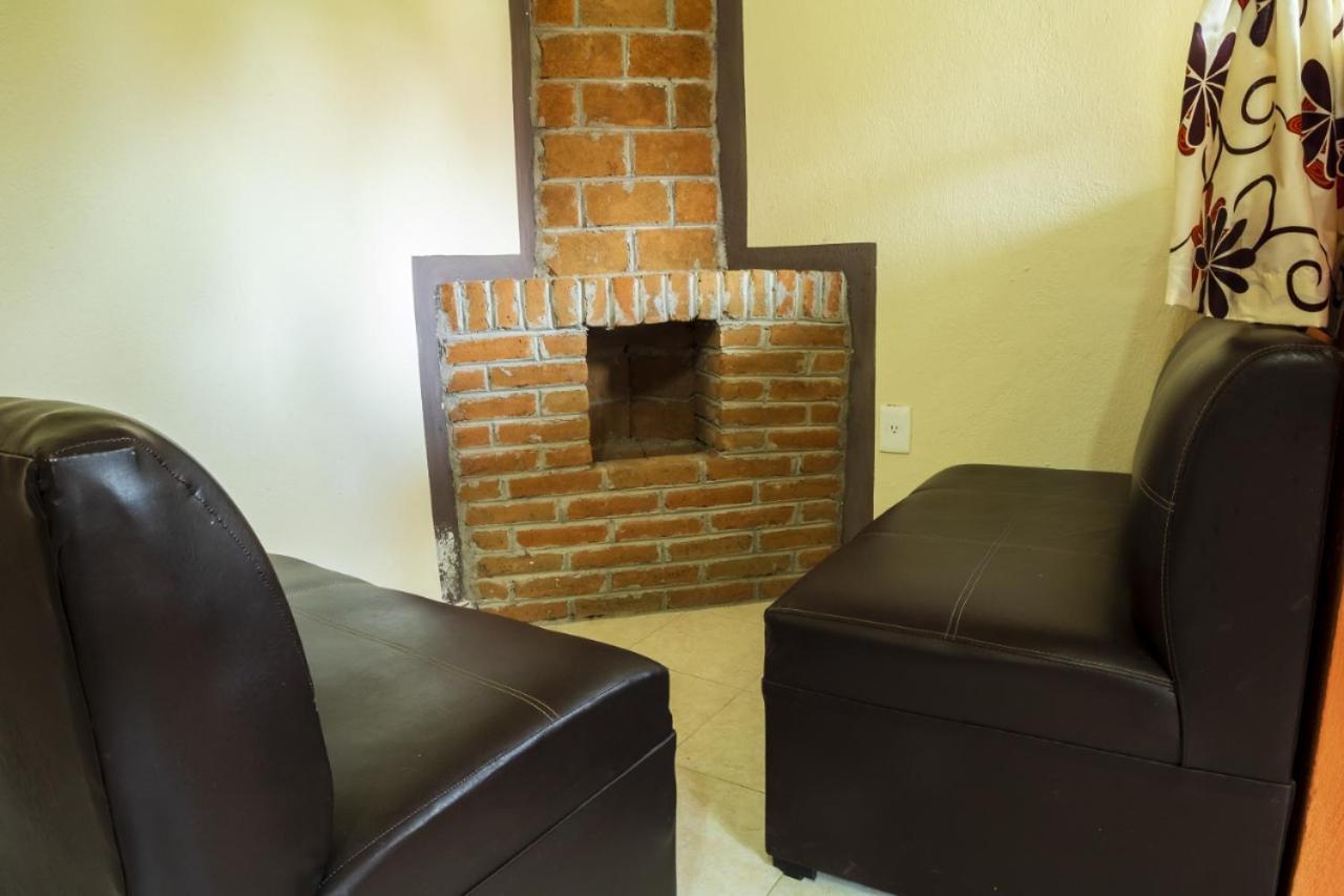 Casa Manning Y Salon La Troje Hotel Omitlan de Juarez Eksteriør billede