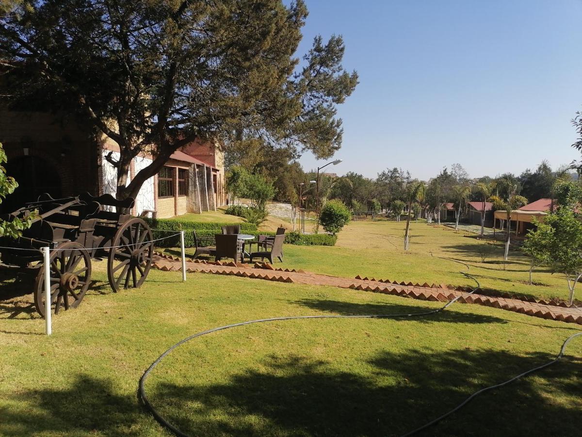 Casa Manning Y Salon La Troje Hotel Omitlan de Juarez Eksteriør billede